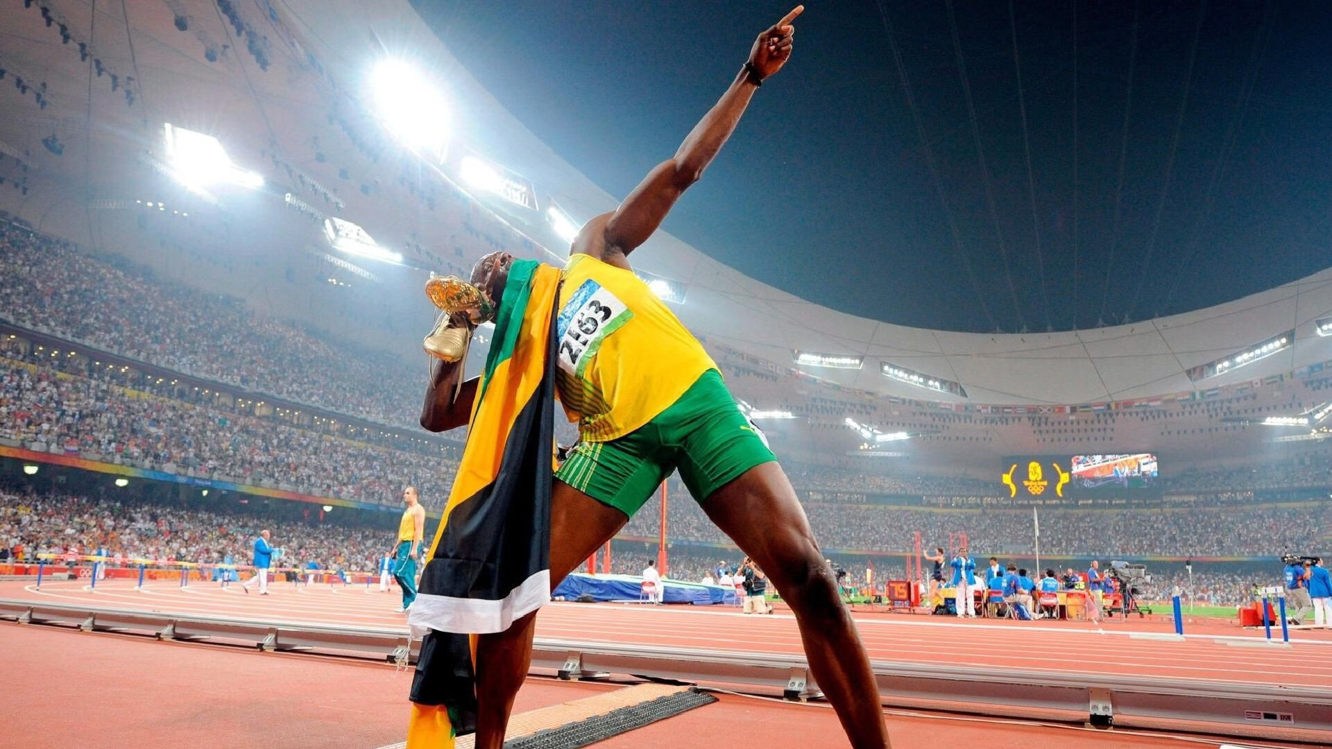 “尼古拉斯·桑特基的远射能力与精准传球，成为阿根廷美洲狮队的致命武器”