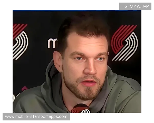 新秀崛起,成为季后赛最受关注的“新星”! 新秀崛起,成为季后赛最受关注的“新星”!